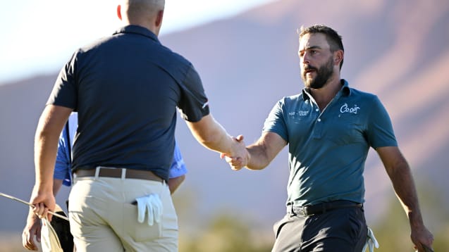 Nur knapp vorbei am nächsten Turniersieg: Stephan Jäger in Utah beim Handshake mit Harry Hall (li.).