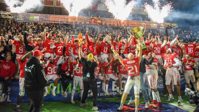 Alter und neuer Champion der GFL: die Potsdam Royals.