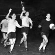 Dortmunder Jubel nach dem Triumph im Europapokal der Pokalsieger gegen den FC Liverpool.