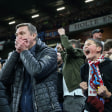 Die Bayern besiegt - wie vor 42 Jahren: Aston-Villa-Fans zwischen Jubelschreien und ungläubigem Schweigen.