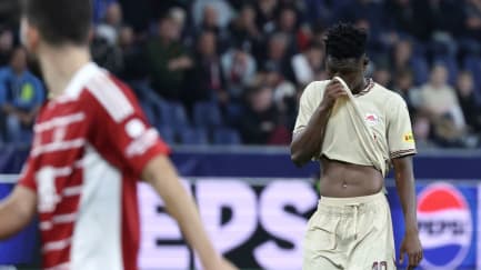 Die Red-Bull-Ära ist eine Erfolgsgeschichte, Niederlagen sind seit 2005 die Ausnahme. Umso schmerzvoller ist das Heim-0:4 gegen Stade Brest, das sich in die höchsten Niederlagen der 19-jährigen Klubgeschichte einreiht. Nur fünf Tage später kommt es noch schlimmer - 0:5 gegen Sturm Graz.
