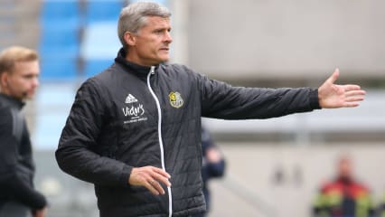 Hat innerhalb der Führungsriege des 1. FC Saarbrücken nicht von jedem die Rückendeckung: der in der Kritik stehende Trainer Rüdiger Ziehl.