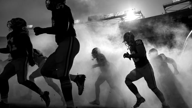 Die NFL ist bekannt für ihre reichhaltigen Statistiken, da kommt zwangsweise auch Unglaubliches oder Kurioses nicht zu kurz. Zeit für einen kleinen Abstecher in diese Gefilde. Hier kommen elf witzige Fakten vor dem Start der Regular Season 2024/25 ...